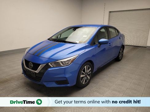 Used 2021 Nissan Versa SV image 1