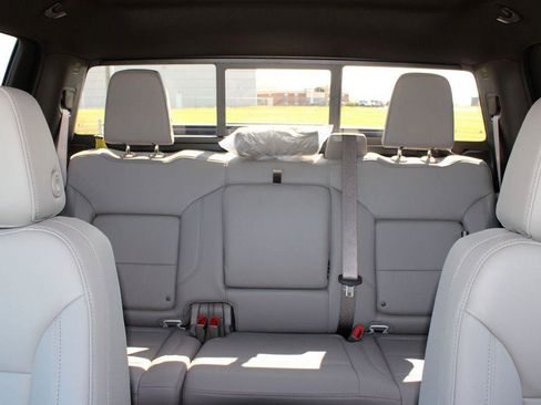 New 2026 Chevrolet Silverado 1500 RST w/ RST All Star Premium Package AWD/4WD image 18