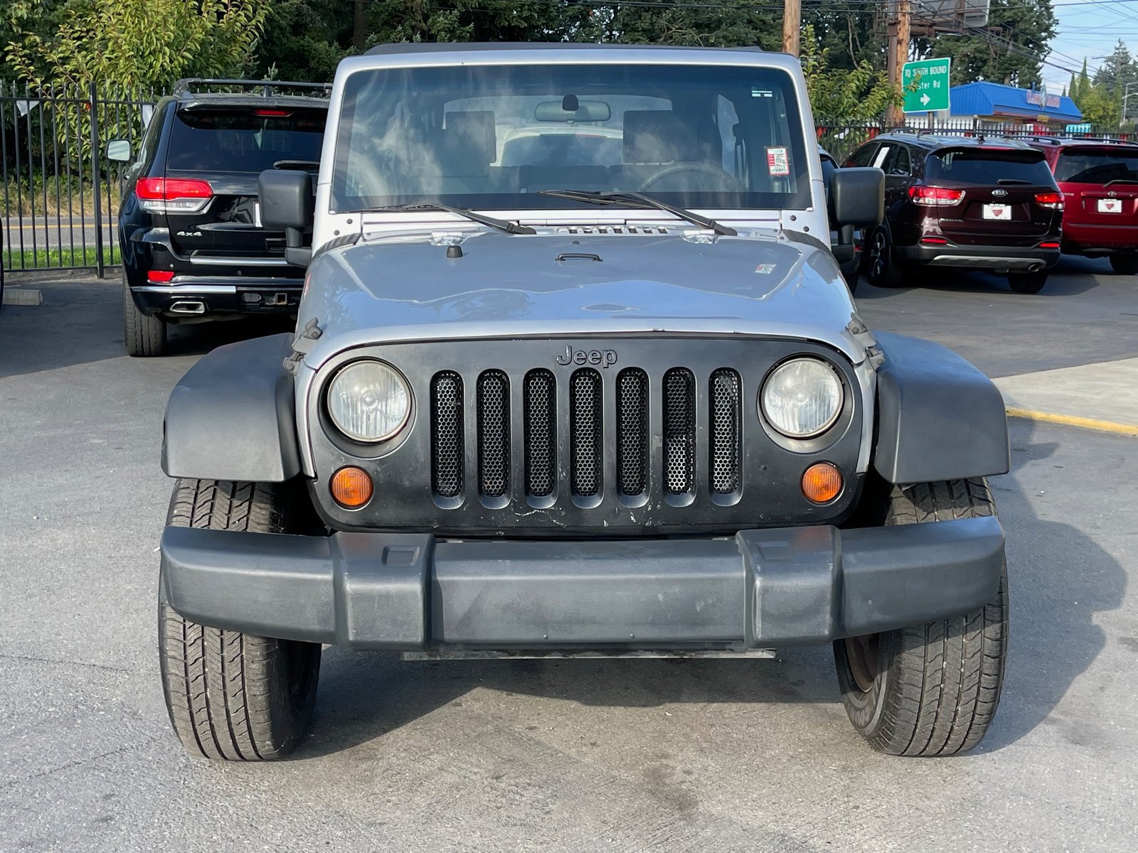 Used 2009 Jeep Wrangler Unlimited X AWD/4WD image 9