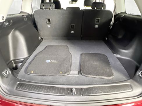 Used 2023 Jeep Grand Cherokee Laredo w/ Luxury Tech Group I image 25