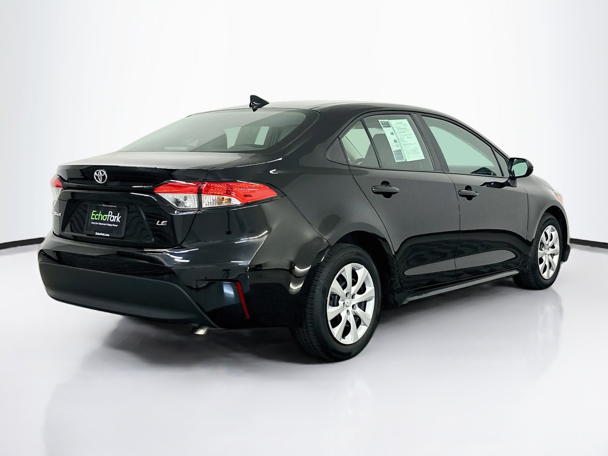 Used 2026 Toyota Corolla LE FWD image 9