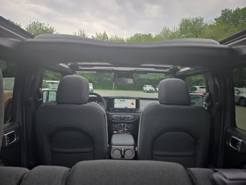 New 2026 Jeep Wrangler Unlimited Sport AWD/4WD image 29