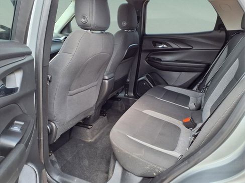 Used 2025 Chevrolet TrailBlazer LT FWD image 20