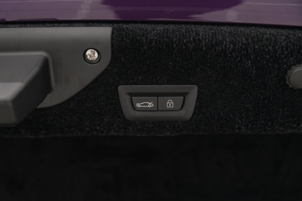 Used 2020 Rolls-Royce Wraith RWD image 35