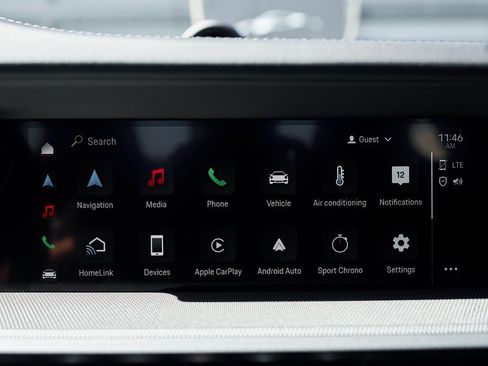 Used 2024 Porsche 911 Carrera 4S w/ Premium Package image 67