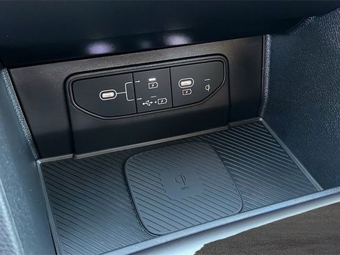 New 2026 Kia Sportage SX image 15