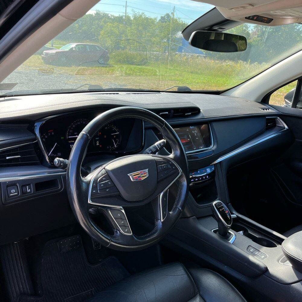 Used 2019 Cadillac XT5 Luxury AWD/4WD image 9