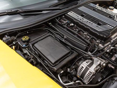 Used 2018 Chevrolet Corvette Z06 RWD image 75