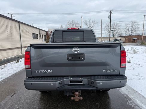 Used 2014 Nissan Titan PRO-4X image 4