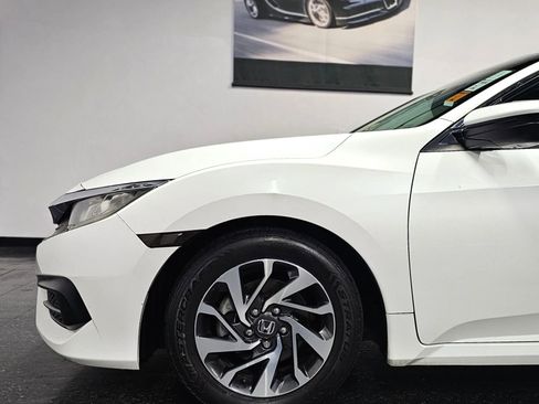 Used 2017 Honda Civic EX image 18