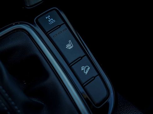 Certified 2022 Kia Seltos EX image 36