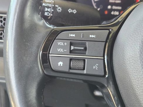 Used 2024 Honda HR-V EX-L image 18