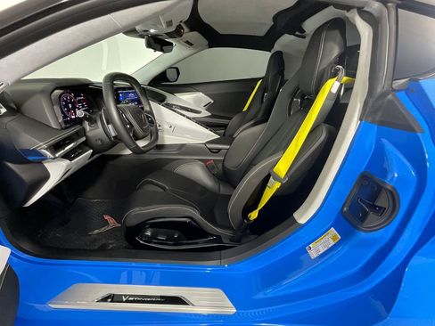 Used 2020 Chevrolet Corvette Stingray Premium Cpe w/ 3LT Preferred Equipment Group image 11