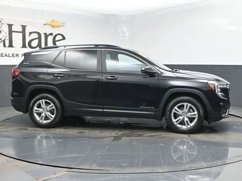 Used 2023 GMC Terrain SLE w/ Driver Convenience Package image 1
