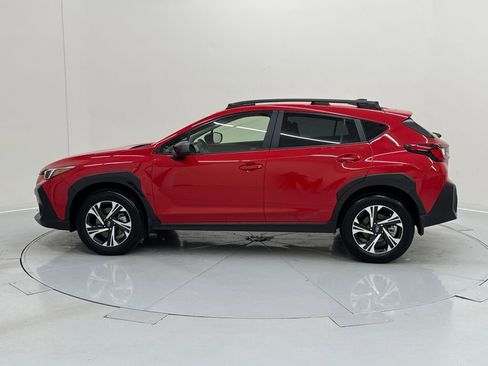 Used 2024 Subaru Crosstrek 2.0i Premium image 3