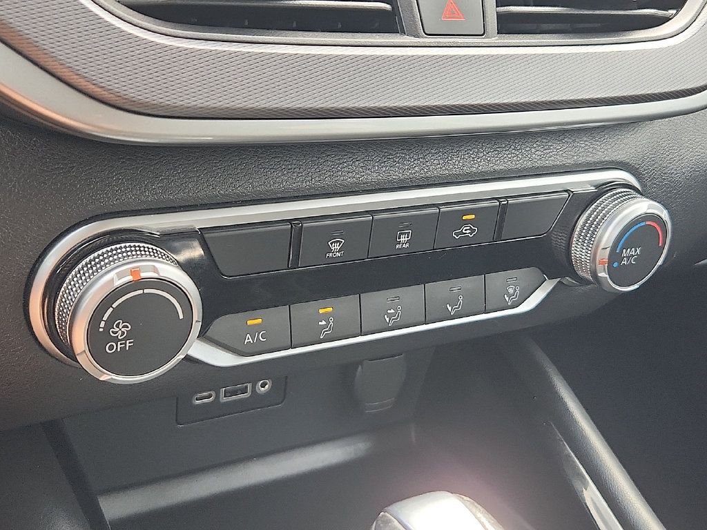 Used 2023 Nissan Altima 2.5 SR FWD image 10