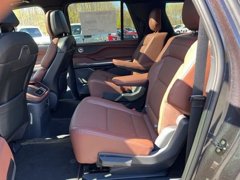 New 2026 Lincoln Navigator L Reserve AWD/4WD image 88