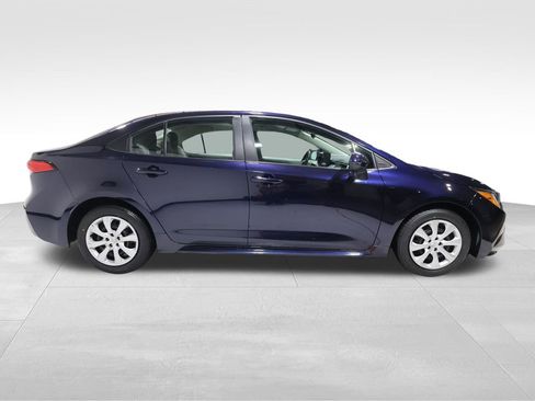 Used 2024 Toyota Corolla LE image 5