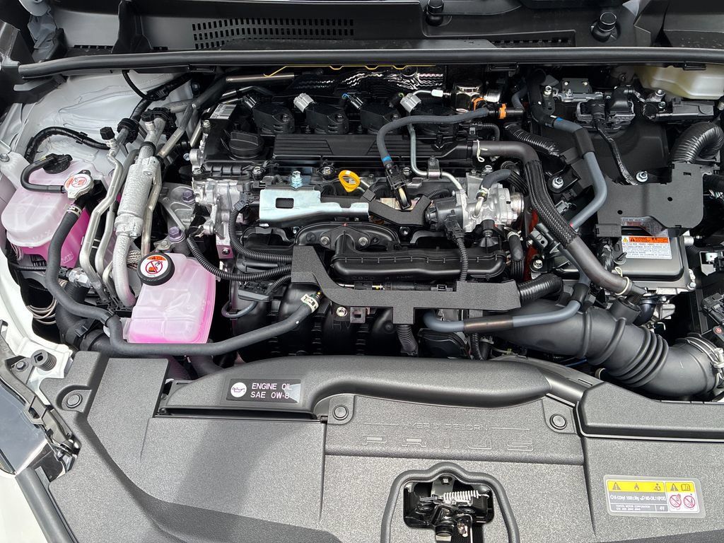 New 2026 Toyota Prius Plug-In Hybrid FWD image 40