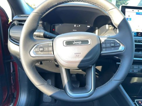 New 2026 Jeep Compass Limited w/ Sun, Sound & Navigation Group image 10