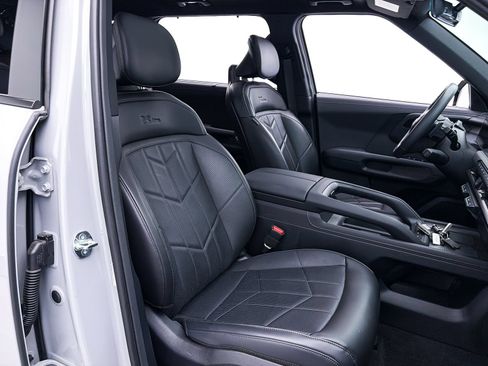 Used 2027 Kia Telluride EX X-Line w/ Towing Package AWD/4WD image 38