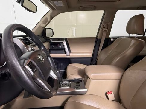 Used 2013 Toyota 4Runner SR5 w/ Convenience Pkg RWD image 24