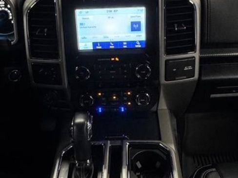 Used 2019 Ford F150 Lariat AWD/4WD image 16