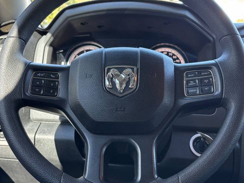 Used 2018 RAM 1500 Express AWD/4WD image 24