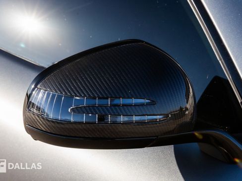 Used 2018 Mercedes-Benz AMG GT R image 23