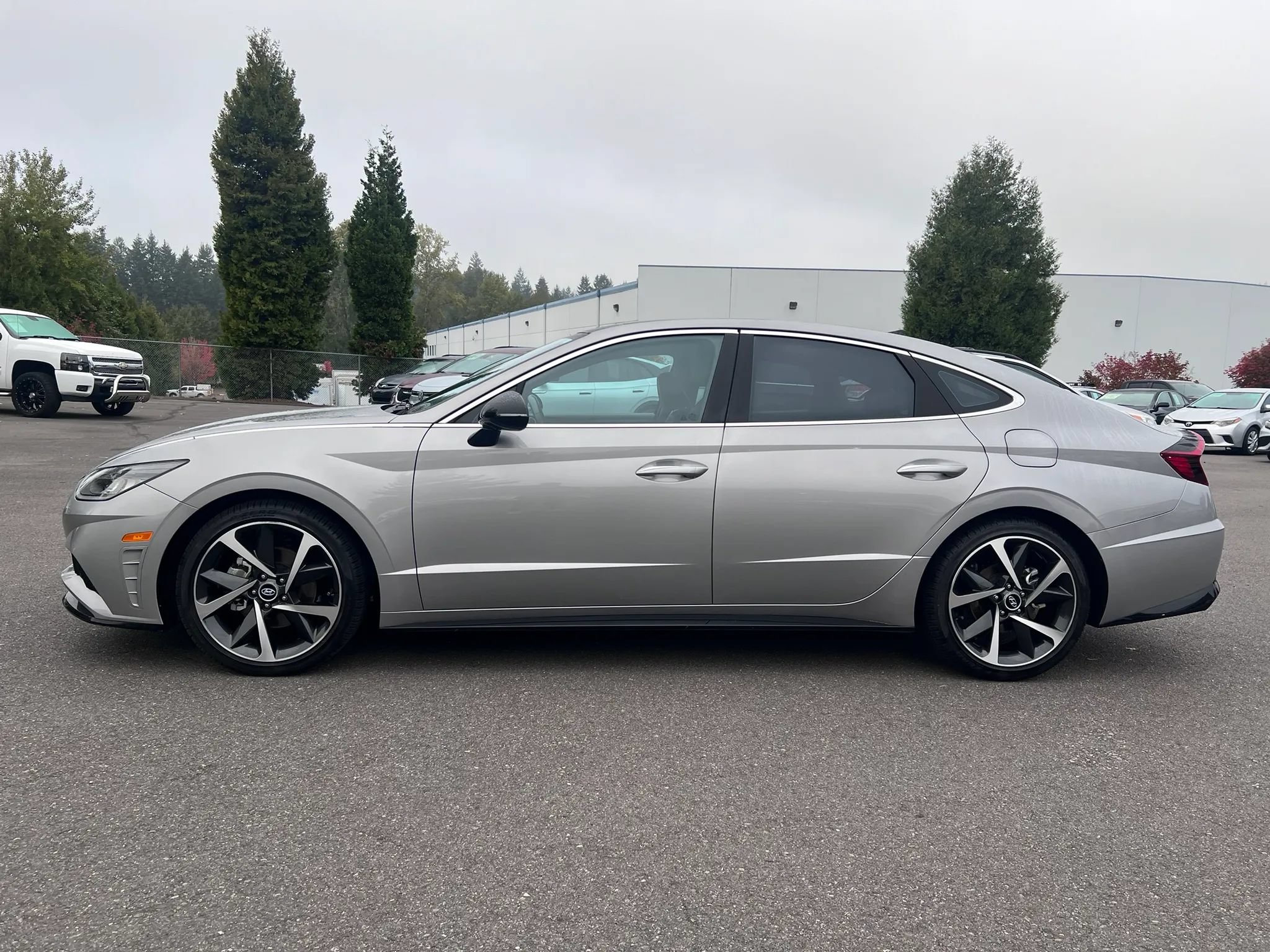 Used 2023 Hyundai Sonata SEL Plus FWD image 4