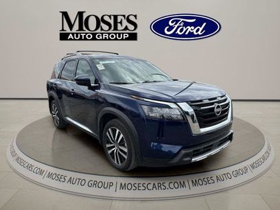 Used 2025 Nissan Pathfinder Platinum w/ Cargo Package
