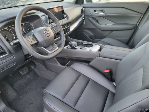 New 2026 Nissan Rogue SV FWD image 7