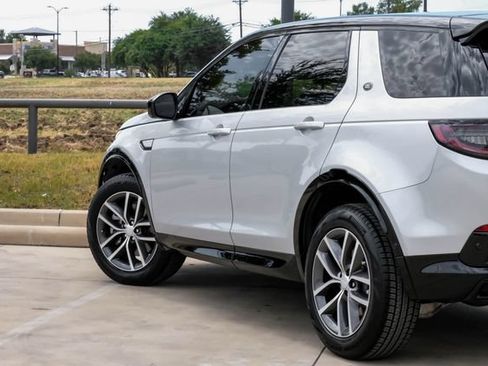 Used 2026 Land Rover Discovery Sport Landmark AWD/4WD image 14