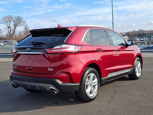 Used 2019 Ford Edge SEL w/ Equipment Group 201A image 6