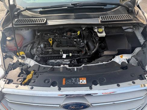 Used 2019 Ford Escape SEL AWD/4WD image 27