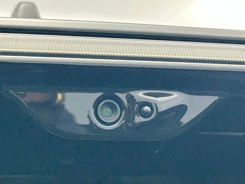 Used 2024 Jeep Grand Cherokee Limited w/ Luxury Tech Group II image 36