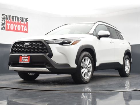 Used 2022 Toyota Corolla Cross LE w/ Black Badges Package (TMS) image 31