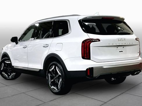 Used 2025 Kia Telluride S AWD/4WD image 12