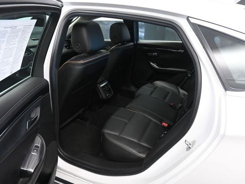 Used 2017 Chevrolet Impala Premier w/ Enhanced Convenience Package image 15