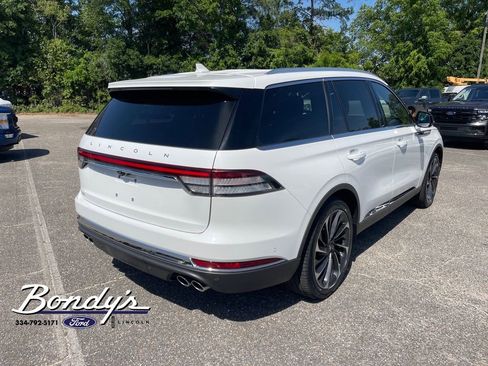 Used 2023 Lincoln Aviator Reserve w/ Equipment Group 201A RWD image 15