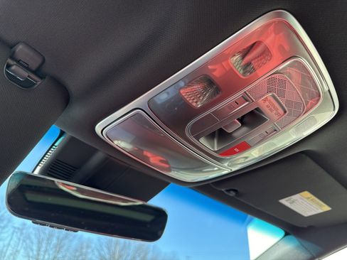 Used 2025 Genesis G80 2.5T Sport Prestige image 31