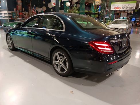 Used 2017 Mercedes-Benz E 300 4MATIC image 13