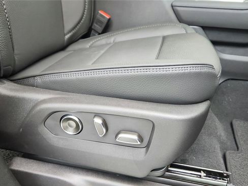 Used 2025 GMC Sierra 1500 Denali w/ Denali Reserve Package image 27