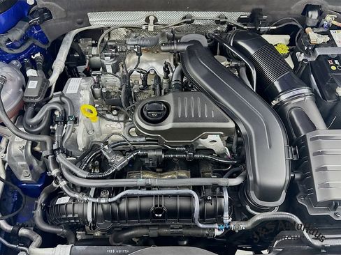 Used 2024 Volkswagen Taos S image 33