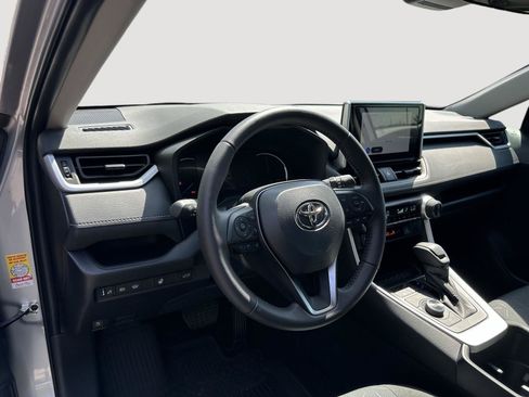 Certified 2025 Toyota RAV4 XLE w/ Convenience Package AWD/4WD image 59
