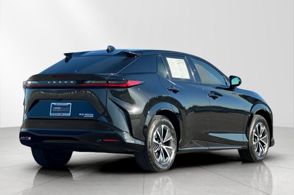 Certified 2023 Lexus RZ 450e Premium w/ Technology Package AWD/4WD image 6