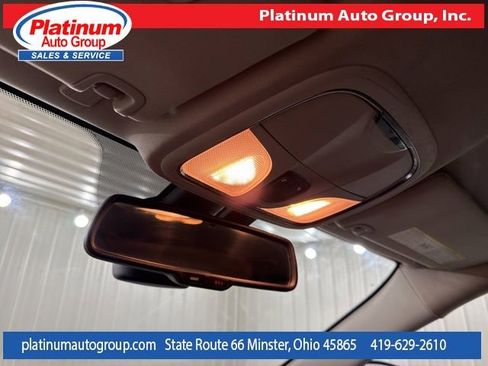 Used 2015 Jeep Cherokee Latitude w/ Comfort/Convenience Group image 23