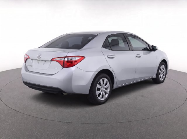 Used 2016 Toyota Corolla LE FWD image 4