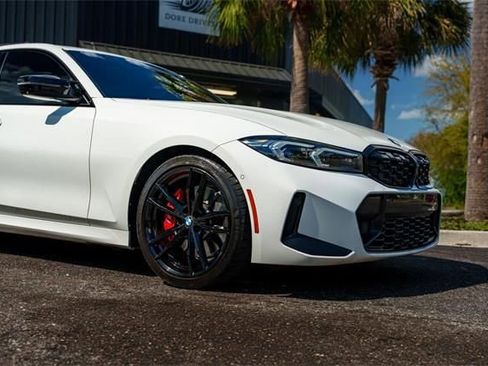 Used 2023 BMW M340i w/ Premium Package image 4