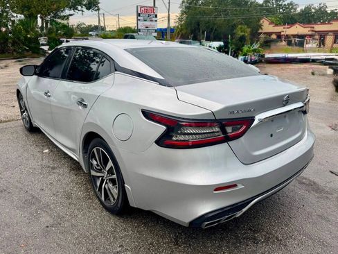 Used 2019 Nissan Maxima 3.5 SV w/ Floor Mat Group FWD image 5